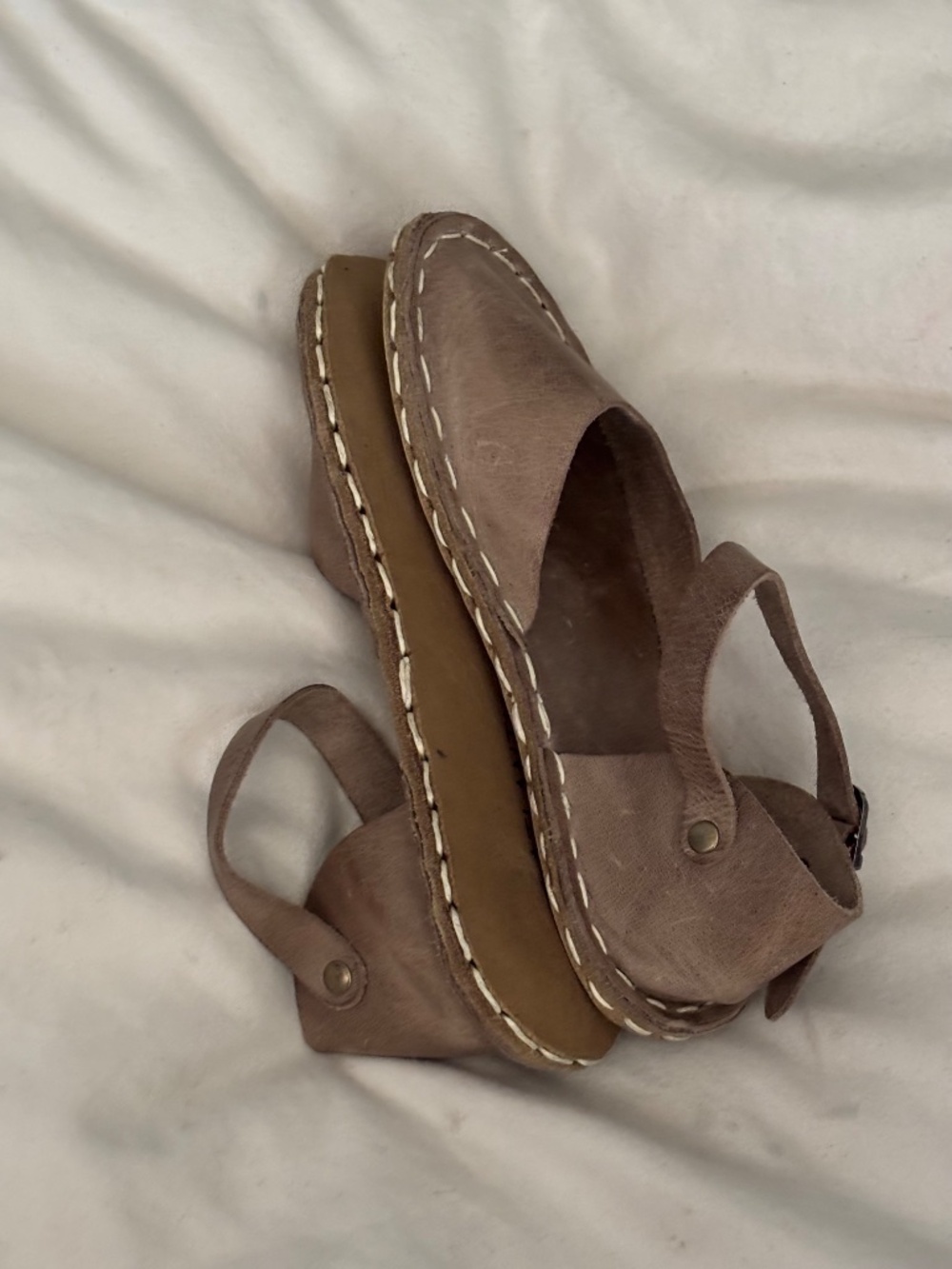 Beautiful Handmade Turkish Shoes - Picture 12 of 16